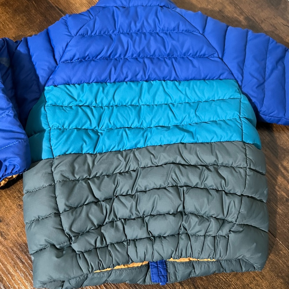 Patagonia Kids Puffer Jacket - Blue and Gray - Picture 8 of 8